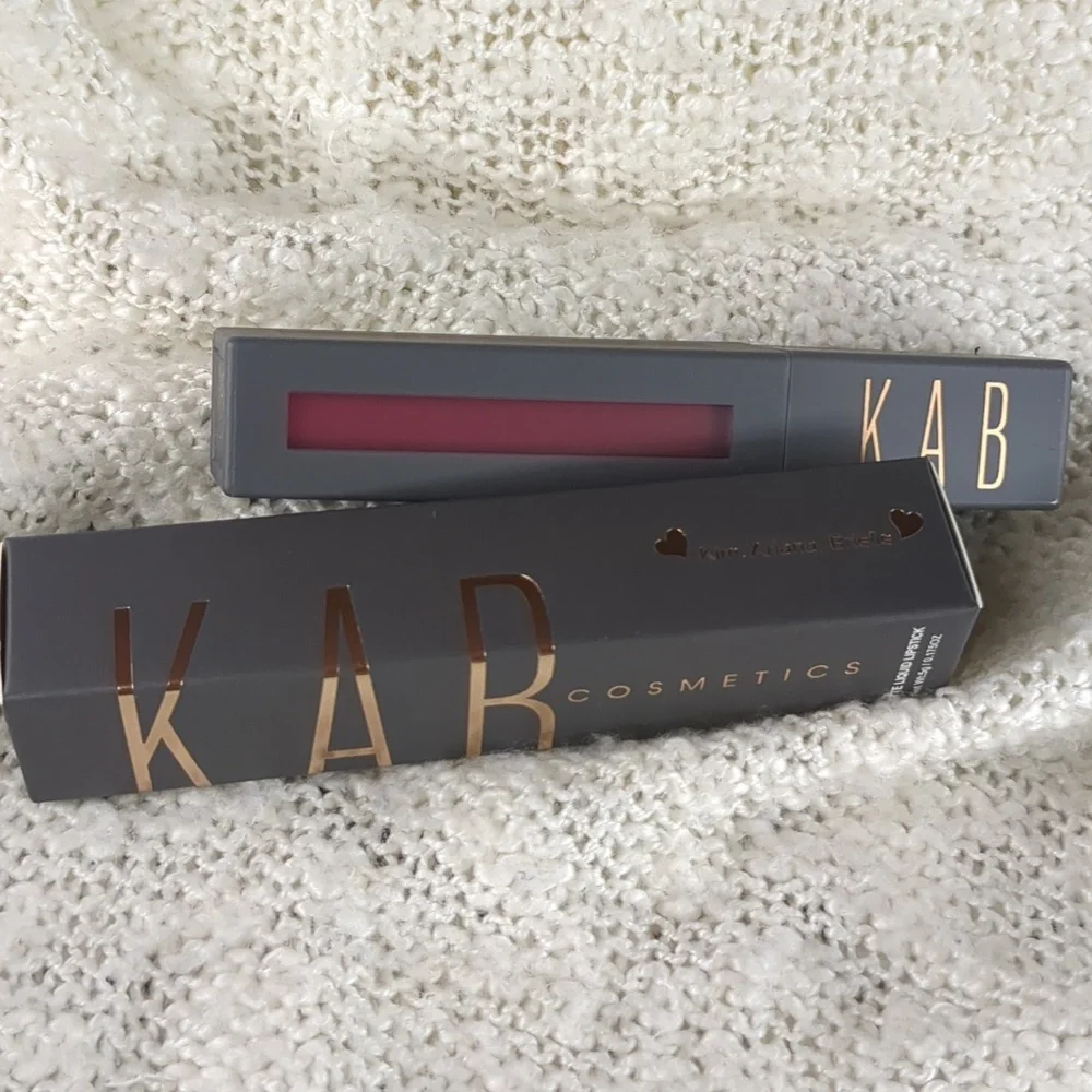 KAB Cosmetics Matte Liquid Lipstick in Red Velvet, 5g/0.175fl oz
